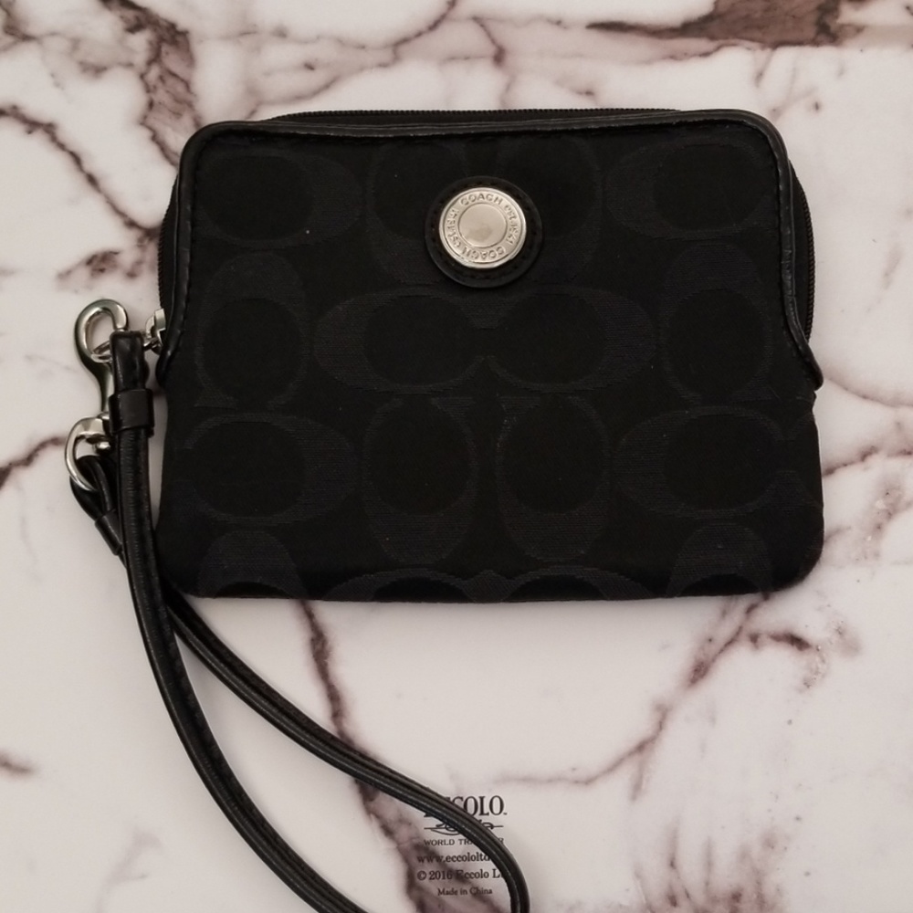 Vintage Coach Wrislet from 90's